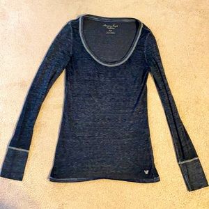 American Eagle Long Sleeve top